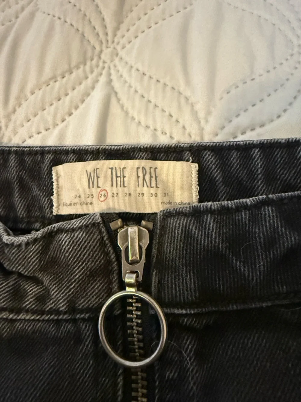 Free People We The Free‎ Black Denim Mini Skirt Size 26 Zip Front Raw Hem